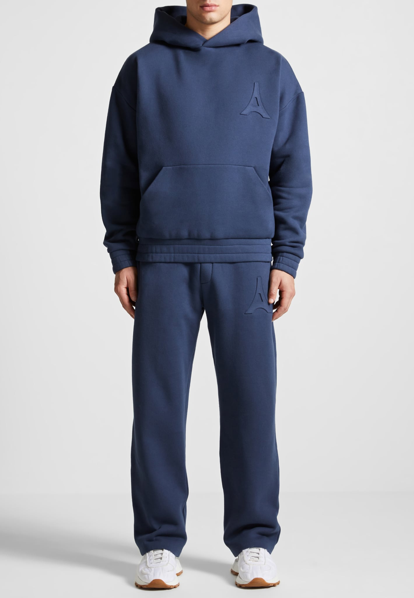 Éternel Eiffel Embossed Joggers - Airforce Blue