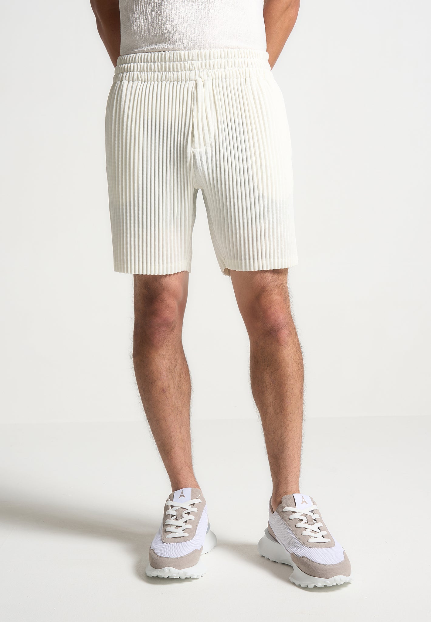 Pleated Shorts - Off White